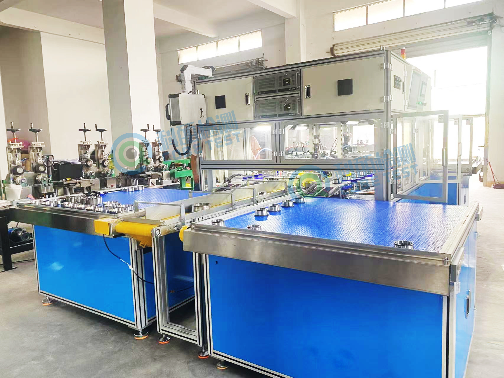 圓錐滾子軸承套圈渦流檢測機(jī)1.jpg 圓錐滾子軸承套圈渦流檢測機(jī)1.jpg